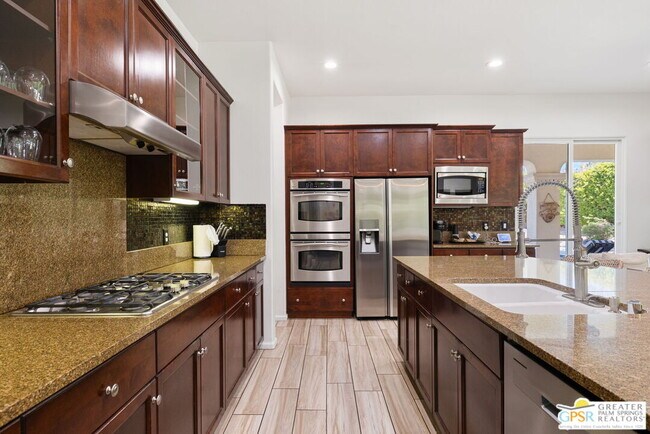 Building Photo - 1420 Lorena Way