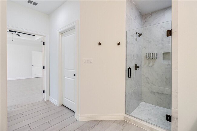 Building Photo - 4126 Azali Dr