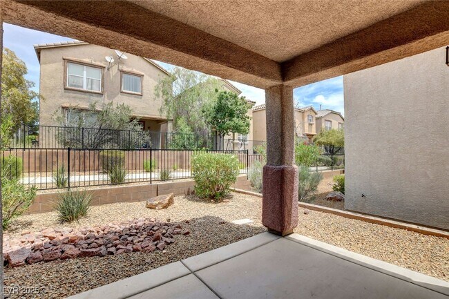 Building Photo - 8792 Parsons Ridge Ave
