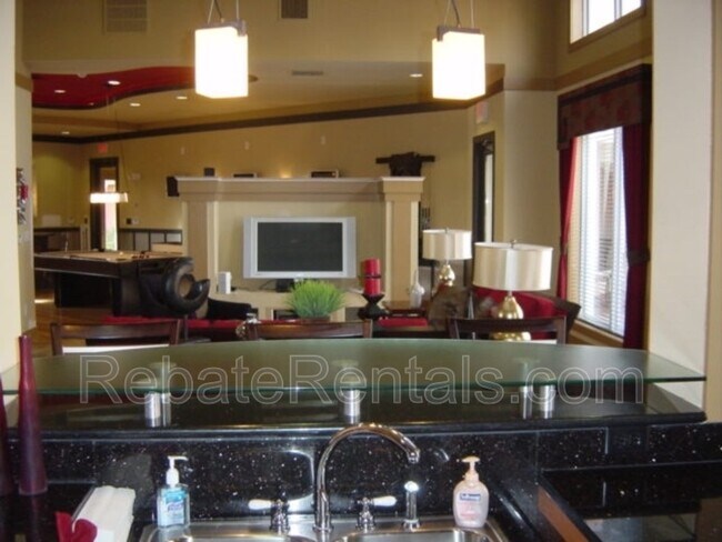 Building Photo - 10435 Mid Town Pkwy