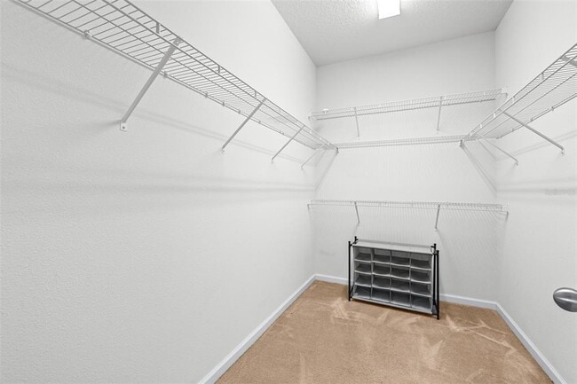 Building Photo - 12384 Streambed Dr