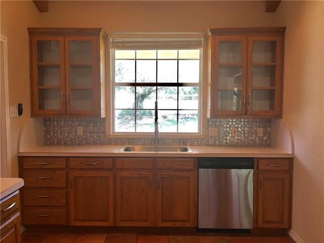 Building Photo - 3300 Bob White Dr