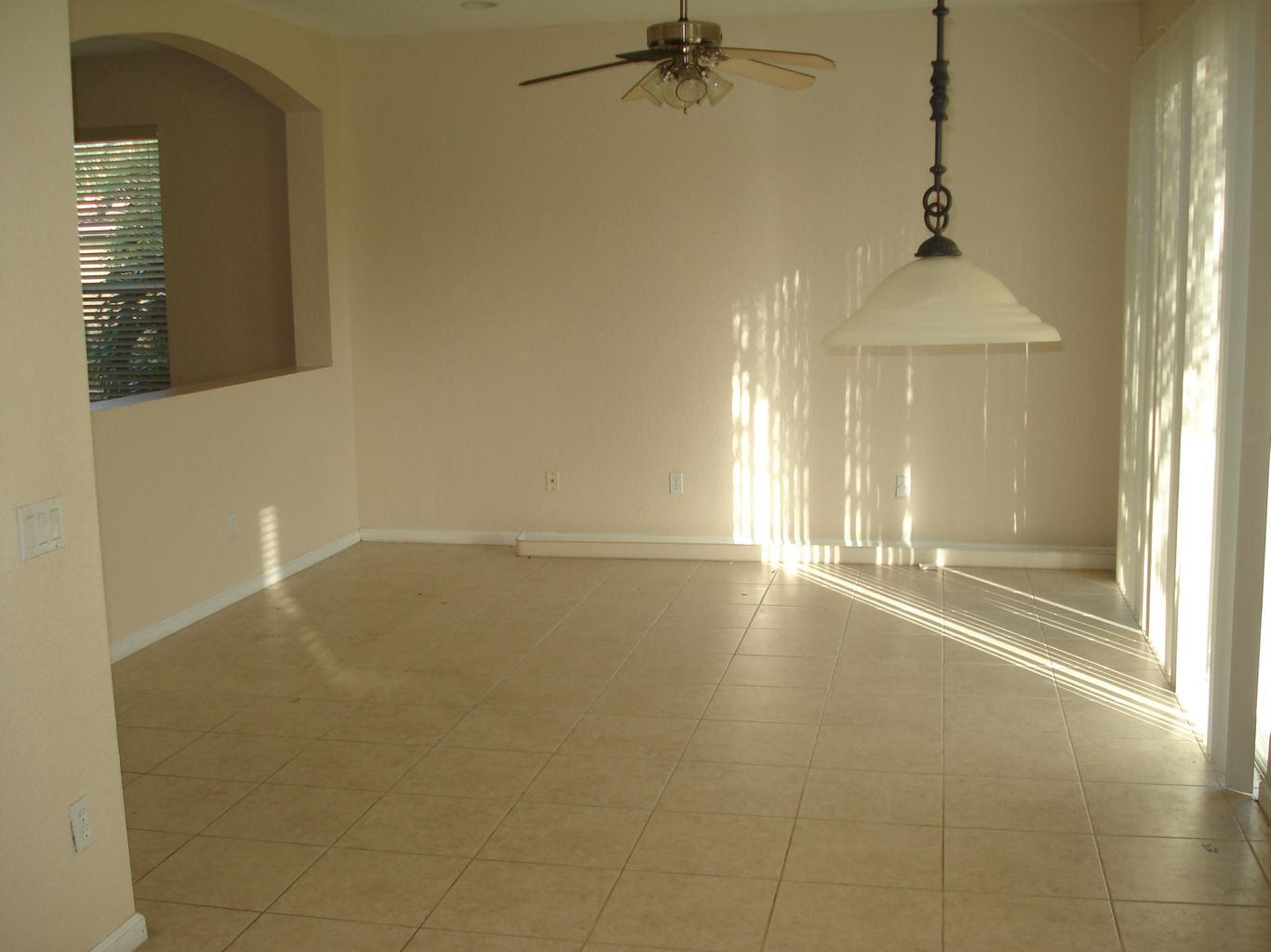 Building Photo - 5012 Starblaze Dr