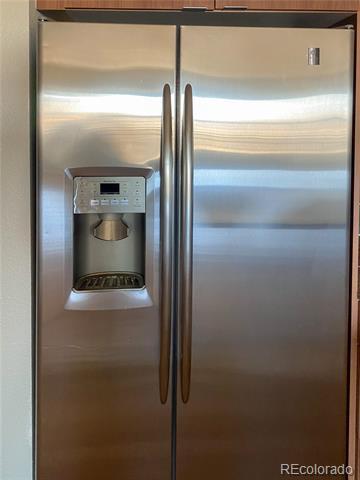 Building Photo - 2240 Clay St