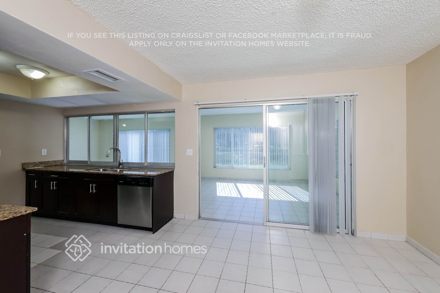 Building Photo - 4916 NW 39th St