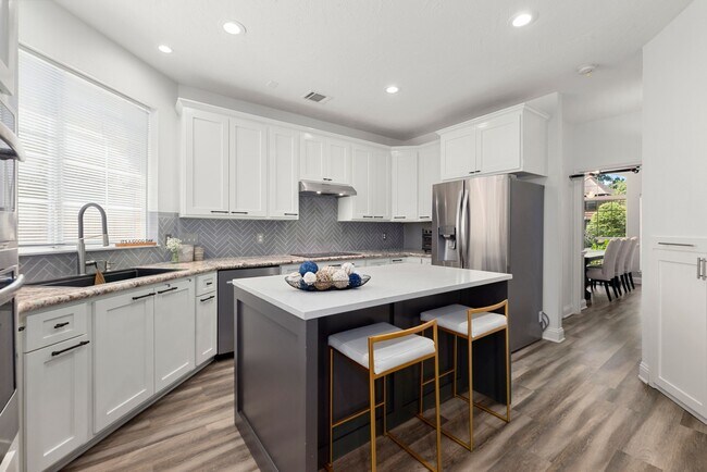 Building Photo - 26 Cinnamon Teal Pl