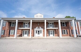 Building Photo - "Charming 1-Bedroom Retreat in Shelbyville – 690 Sq. Ft. of Cozy Living!"