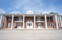 Building Photo - "Charming 1-Bedroom Retreat in Shelbyville – 690 Sq. Ft. of Cozy Living!"