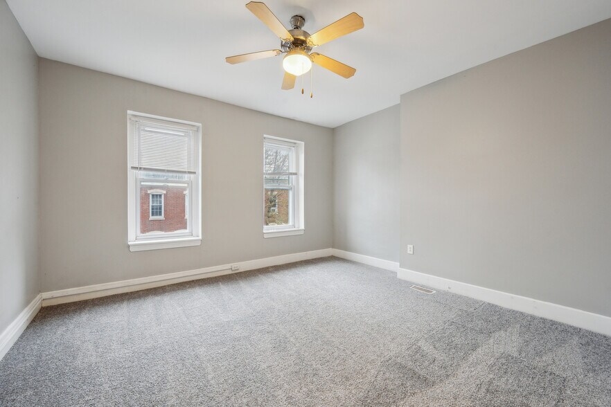 Building Photo - 3943 Terrace St