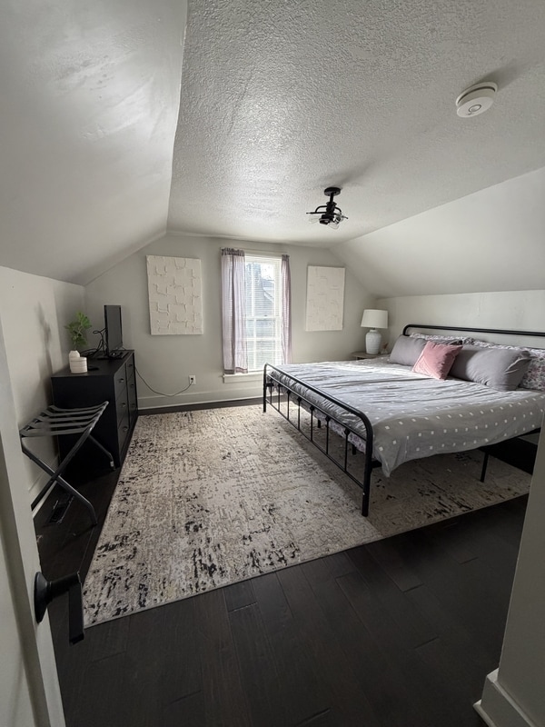 Building Photo - 915 Alabama St