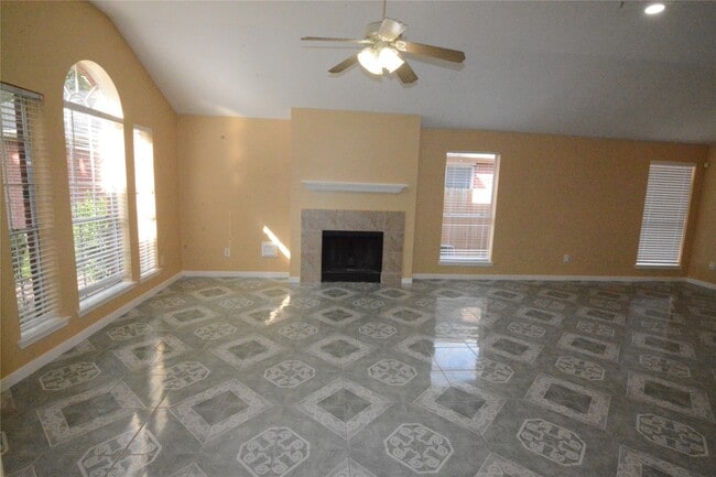 Building Photo - 9131 Knightsland Trail