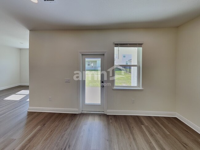 Building Photo - 5981 Sycamore Pl St