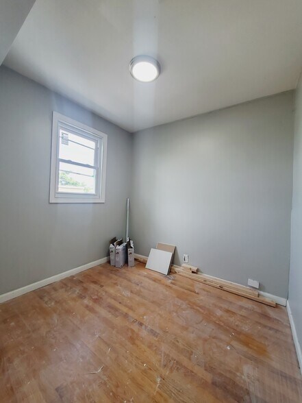 Building Photo - 111 Myrtle Ave