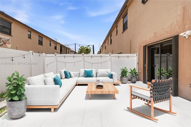 Building Photo - 10560 W 33rd Way