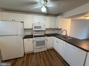 Building Photo - 125 Laurel Valley Ct