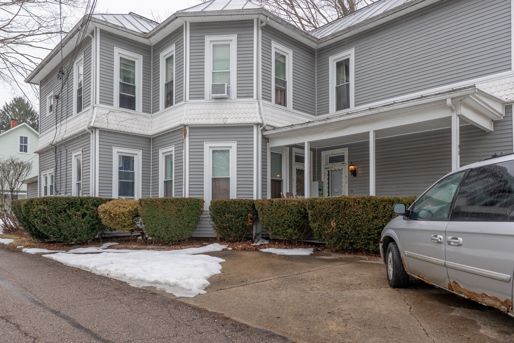 Building Photo - 90 Markey St