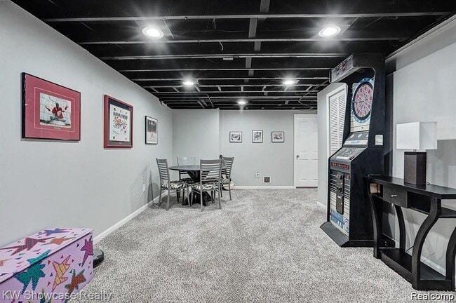 Building Photo - 1304 Grove Ave