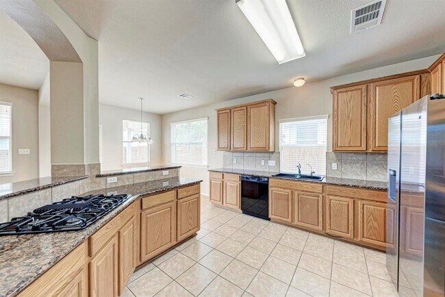 Building Photo - 11512 Shadow Creek Dr
