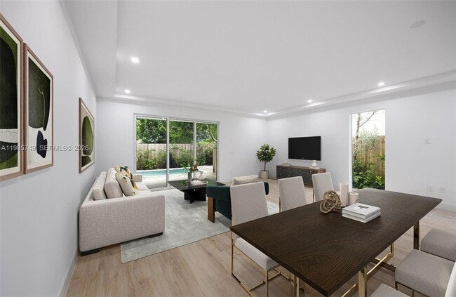 Building Photo - 3162 Plaza St