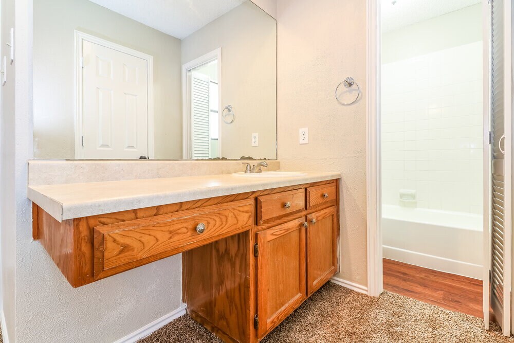 Building Photo - 6214 Lotus Dr