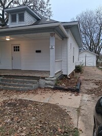 Building Photo - Stunning 4-Bedroom Renovated Home in Sapulpa