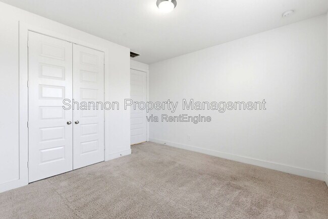 Building Photo - 24610 Bardona Way