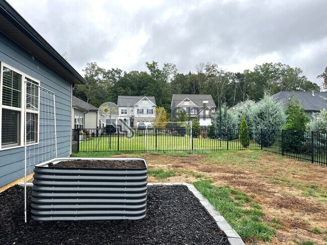 Building Photo - 8528 Amberwing Cir