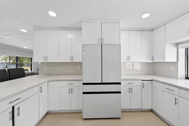 Building Photo - 11951 SW 120th Terrace