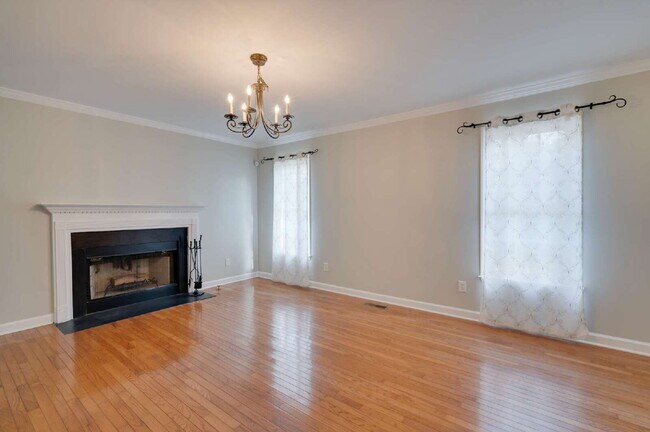 Building Photo - Four-Bedroom Home in Harrington Grove neighborhood!