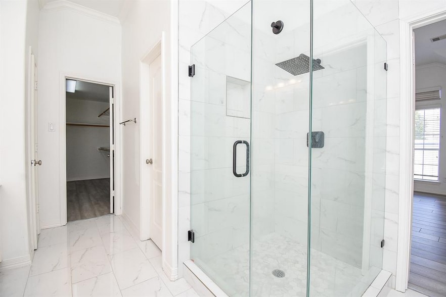 Building Photo - 5217 Blossom St