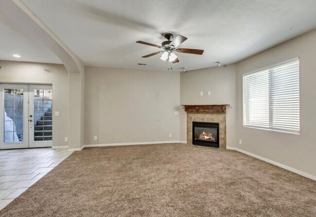 Building Photo - 498 Aspen Peak Dr