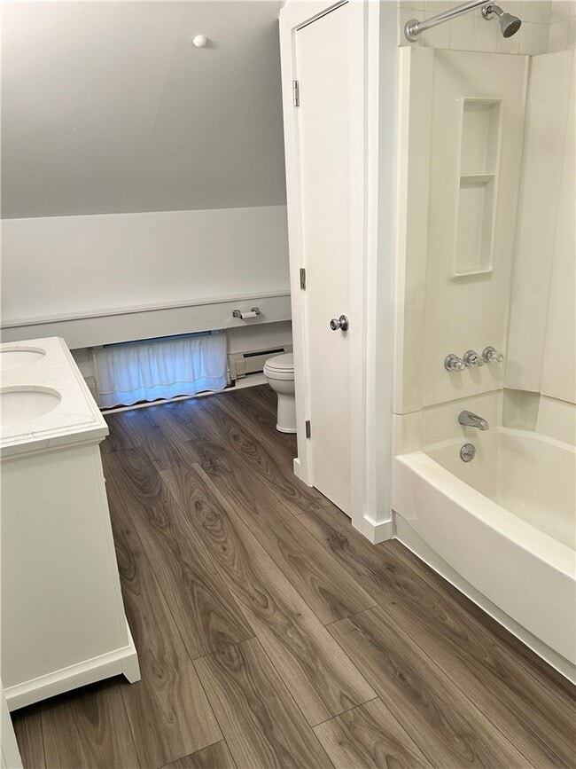 Building Photo - 35 Main St