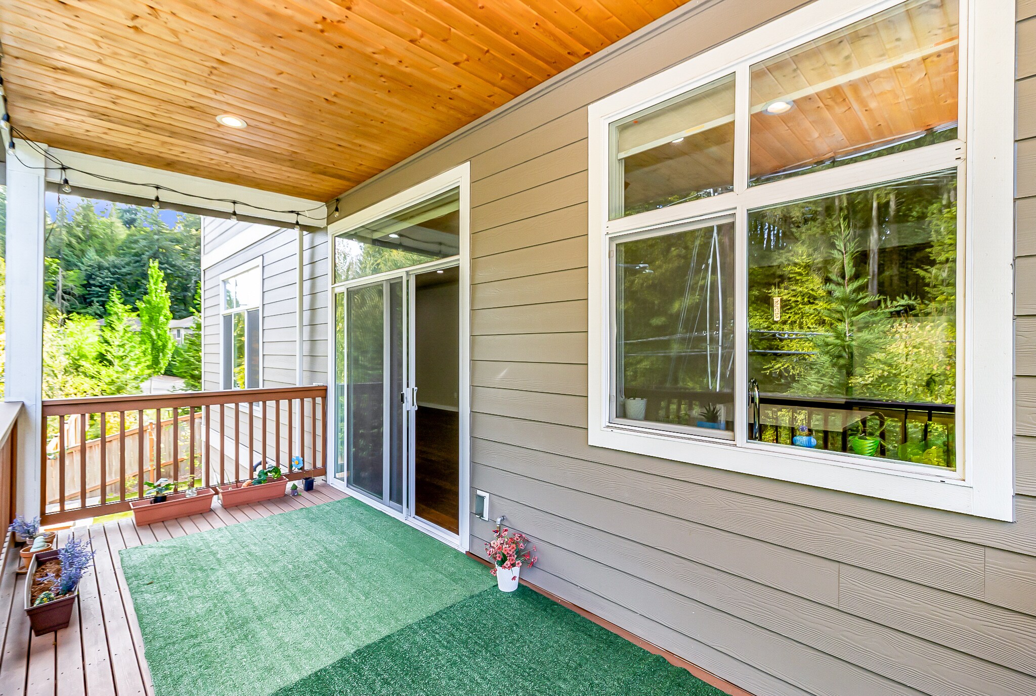 Building Photo - 15312 NE Woodland Pl