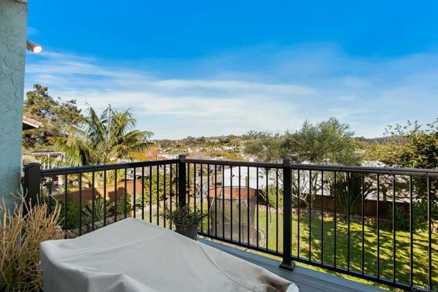 Building Photo - 381 Via Almansa