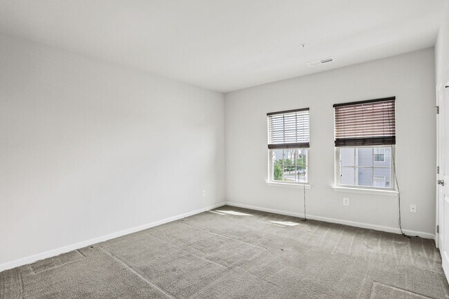 Building Photo - Hanover, MD