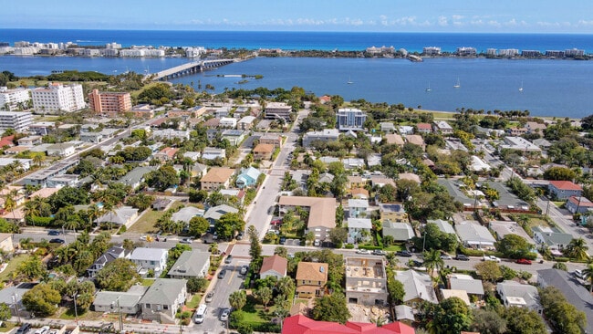 Building Photo - 304 Ocean Breeze