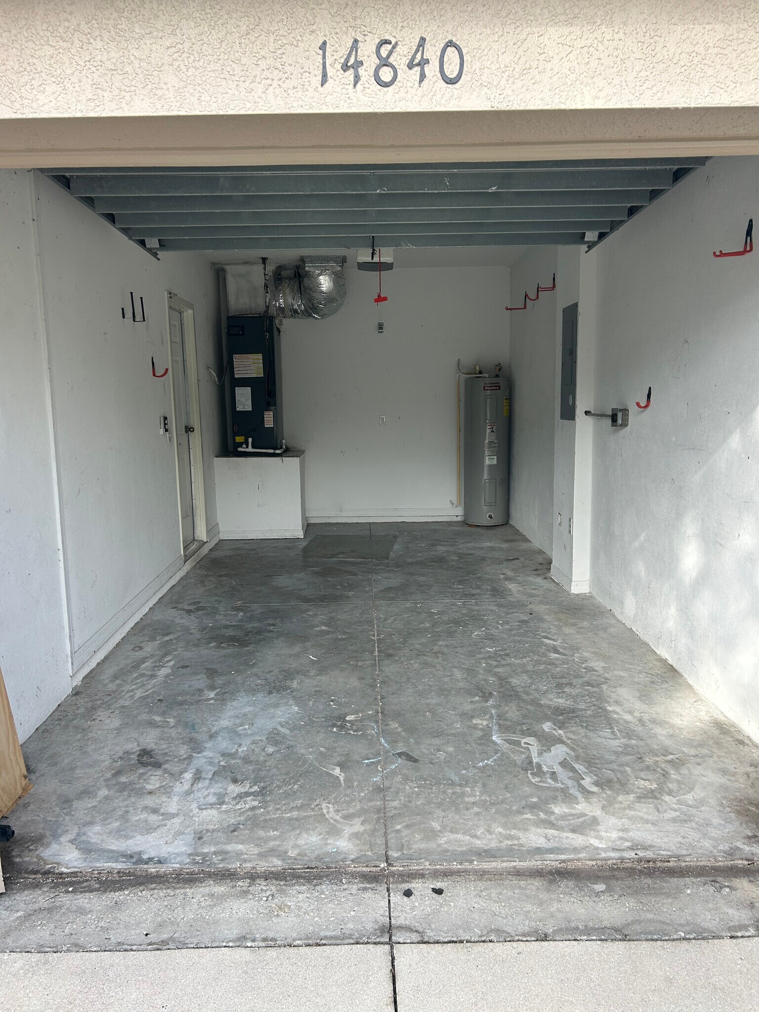 Building Photo - 14840 Skip Jack Loop