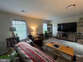 Building Photo - 13290 Flohr Ln