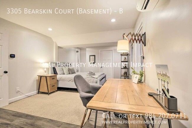 Building Photo - 3305 Bearskin Ct