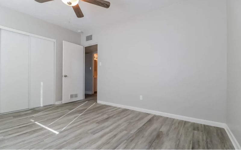 Building Photo - 2737 W Montebello Ave