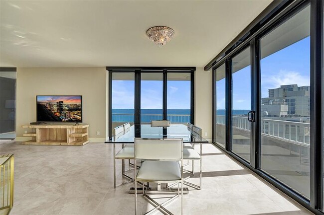 Building Photo - 5510 N Ocean Dr