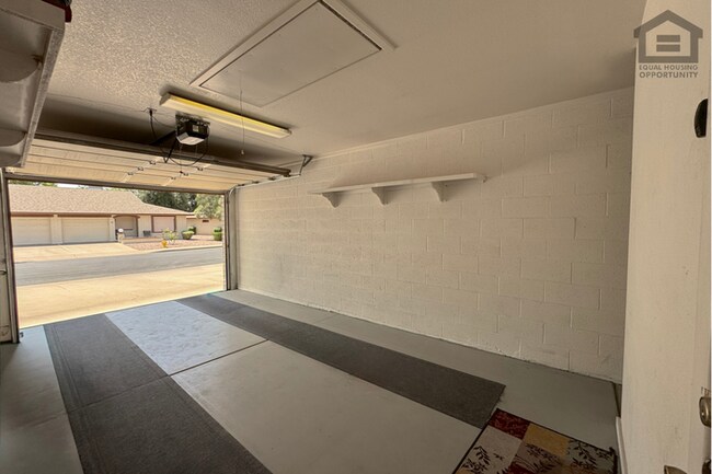 Building Photo - 1Bed/2Bath Furnished House in 55+ Age-Restricted Community in East Mesa!