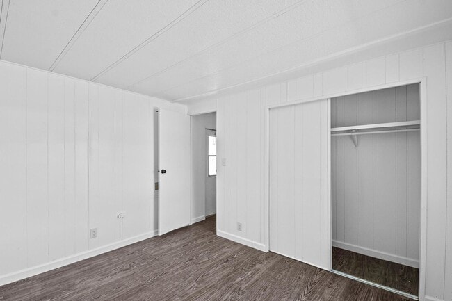 Building Photo - 5055 W. TULARE AVE SP 64 - 2 BEDROOM 1.5 BATH - MANUFACTURED HOME - SW VISALIA