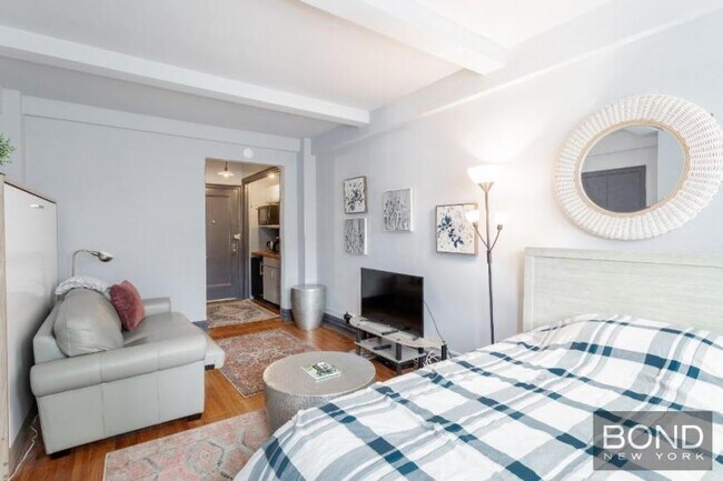 Building Photo - 0 bedroom in NEW YORK NY 10019