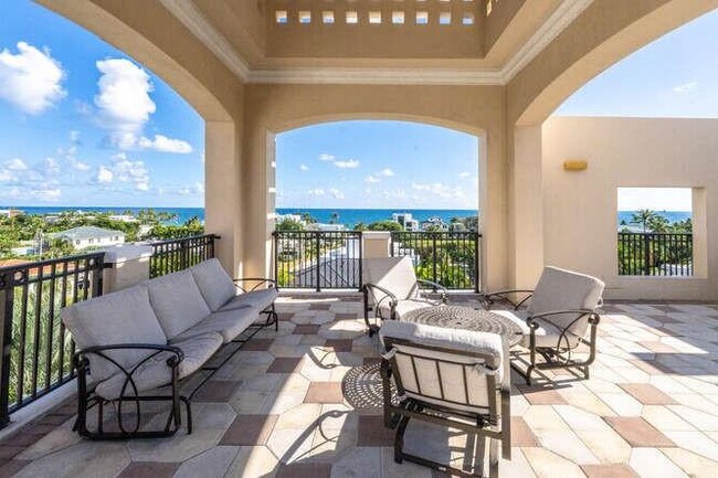 Building Photo - 2401 N Ocean Blvd