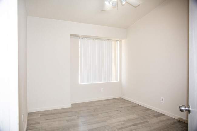 Building Photo - 68870 Tachevah Dr