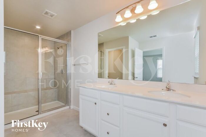 Building Photo - 3598 Lazy River Ter