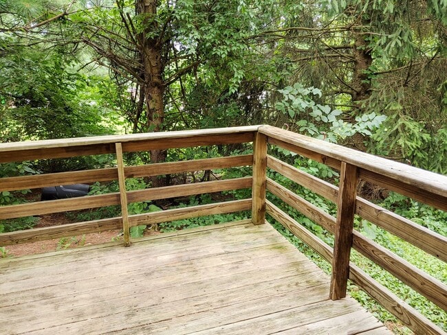 Building Photo - WESTPLEX - AVAILABLE AUGUST