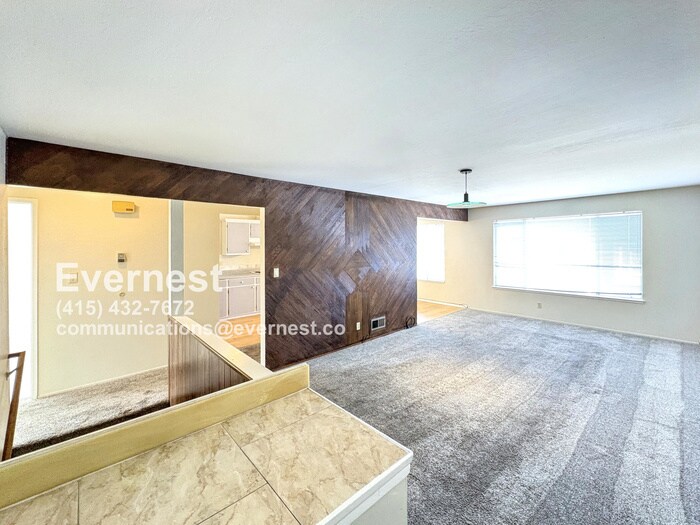 Building Photo - 868 Peralta Ave