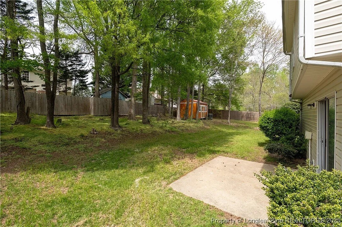 Building Photo - Room in House on Feldspar Way